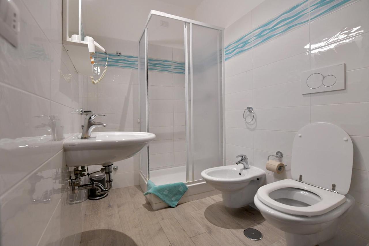Serafico Guesthouse Rome Bagian luar foto